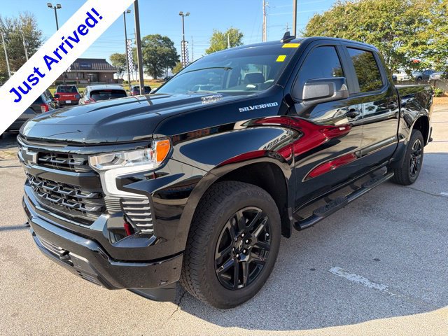 Used 2024 Chevrolet Silverado 1500 RST AWD/4WD image 7