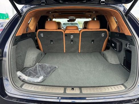 Certified 2025 Genesis GV80 3.5T Prestige AWD/4WD image 6