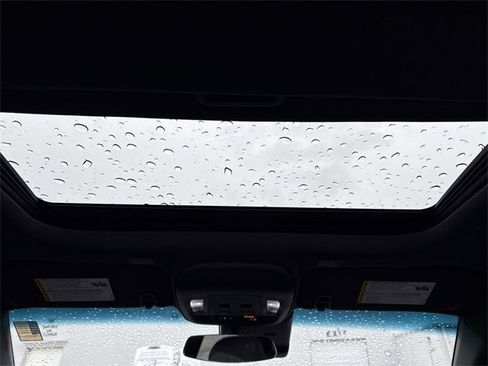 Certified 2025 Cadillac CT4 Luxury image 18