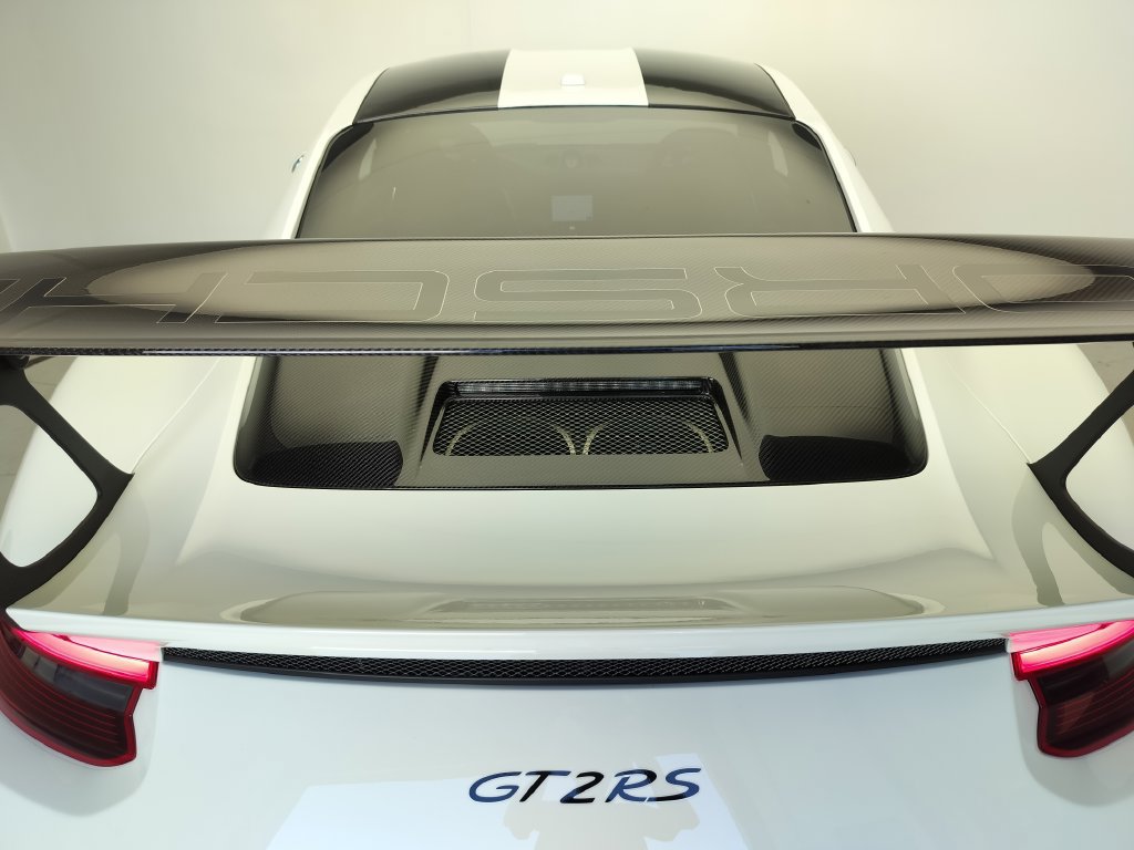 Used 2018 Porsche 911 GT2 RS RWD image 28