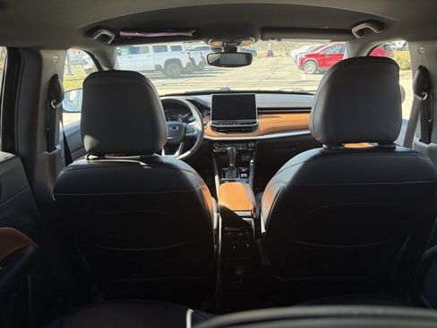 Used 2024 Jeep Compass Limited image 20