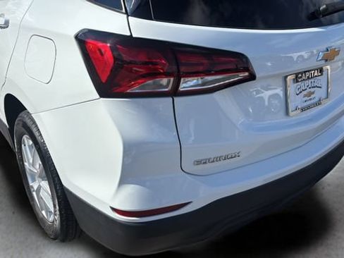 Used 2022 Chevrolet Equinox LS w/ LS Convenience Package FWD image 34