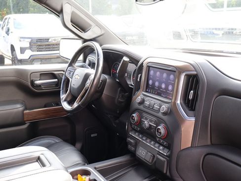 Certified 2021 Chevrolet Silverado 1500 High Country AWD/4WD image 46
