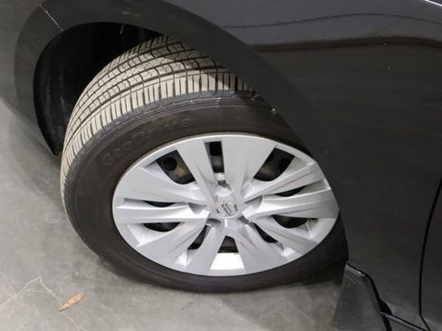 Used 2021 Nissan Sentra S image 33