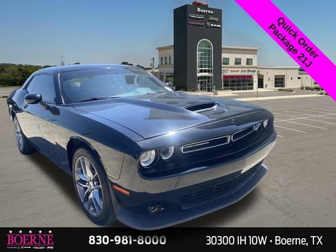 Used 2022 Dodge Challenger GT AWD/4WD image 5