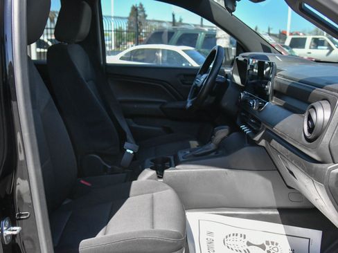 Used 2023 Chevrolet Colorado W/T image 46