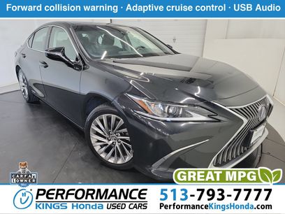 Used 2021 Lexus ES 300h w/ Accessory Package 2