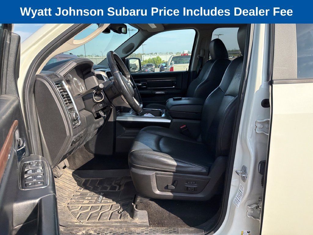 Used 2017 RAM 1500 Laramie w/ Convenience Group AWD/4WD image 19