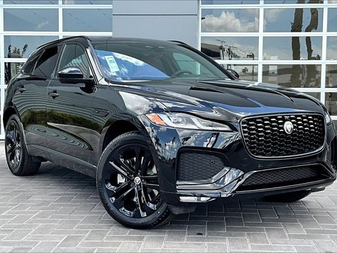 New 2026 Jaguar F-PACE R-Dynamic S image 2