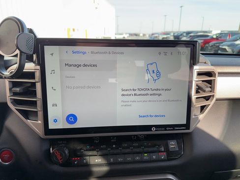 Used 2024 Toyota Tundra Limited image 18