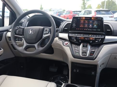 New 2026 Honda Odyssey EX-L image 32