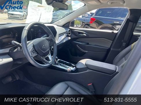 Used 2025 Chevrolet Trax ACTIV w/ Driver Confidence Package FWD image 6