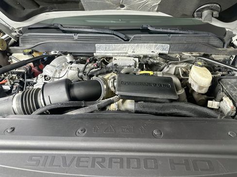 Used 2019 Chevrolet Silverado 2500 W/T w/ WT Convenience Package AWD/4WD image 9