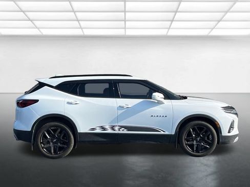 Used 2020 Chevrolet Blazer LT FWD image 3