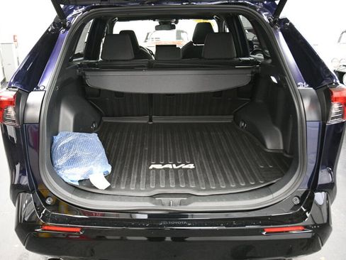 Certified 2023 Toyota RAV4 SE image 23