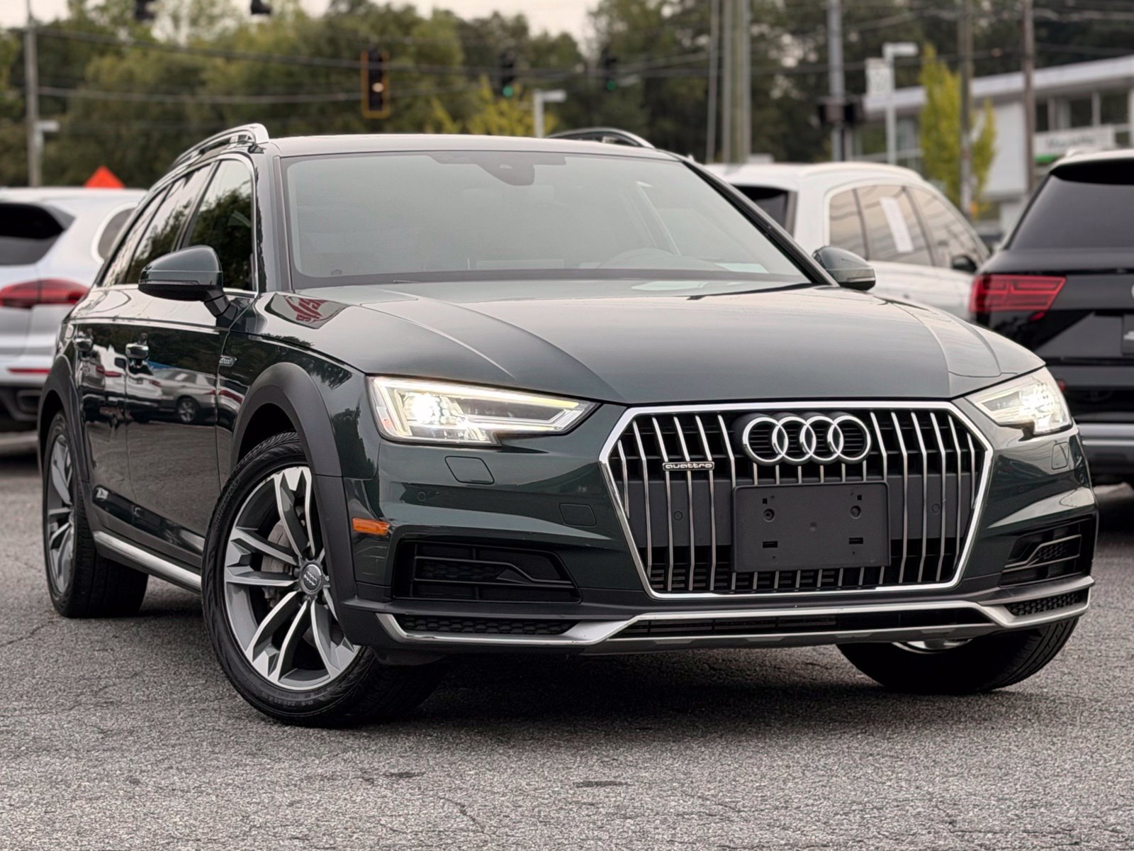 Used 2018 Audi A4 2.0T allroad Premium Plus AWD/4WD image 7