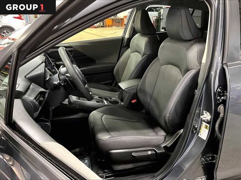 Certified 2024 Subaru Crosstrek 2.0i Premium image 8