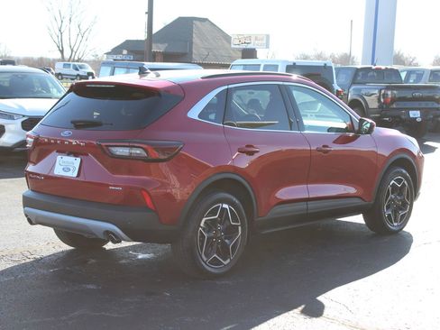 New 2026 Ford Escape Platinum w/ Premium Technology Package image 5