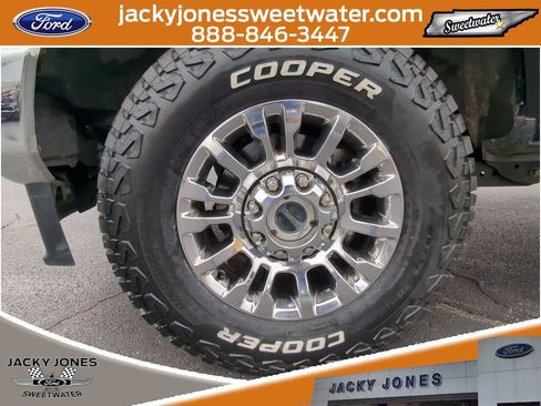 Certified 2022 Ford F350 XLT w/ XLT Premium Package image 10