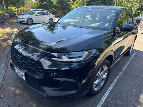 Used 2024 Honda HR-V LX image 2