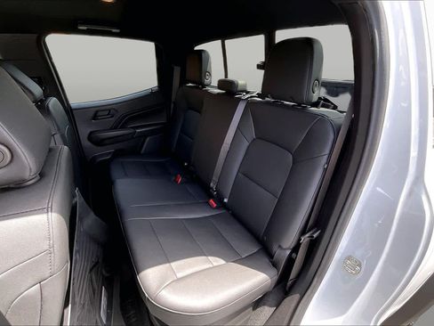 Used 2025 Chevrolet Colorado Trail Boss AWD/4WD image 25