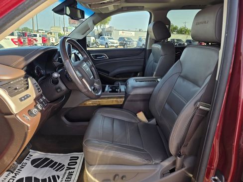 Used 2017 GMC Yukon Denali w/ Open Road Package AWD/4WD image 11
