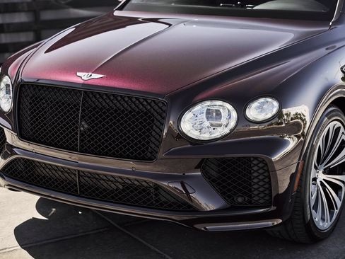 Used 2022 Bentley Bentayga AWD/4WD image 6