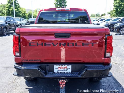 Used 2024 Chevrolet Colorado Z71 w/ Z71 Convenience Package 2 AWD/4WD image 7