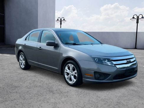 Used 2012 Ford Fusion SE FWD image 6