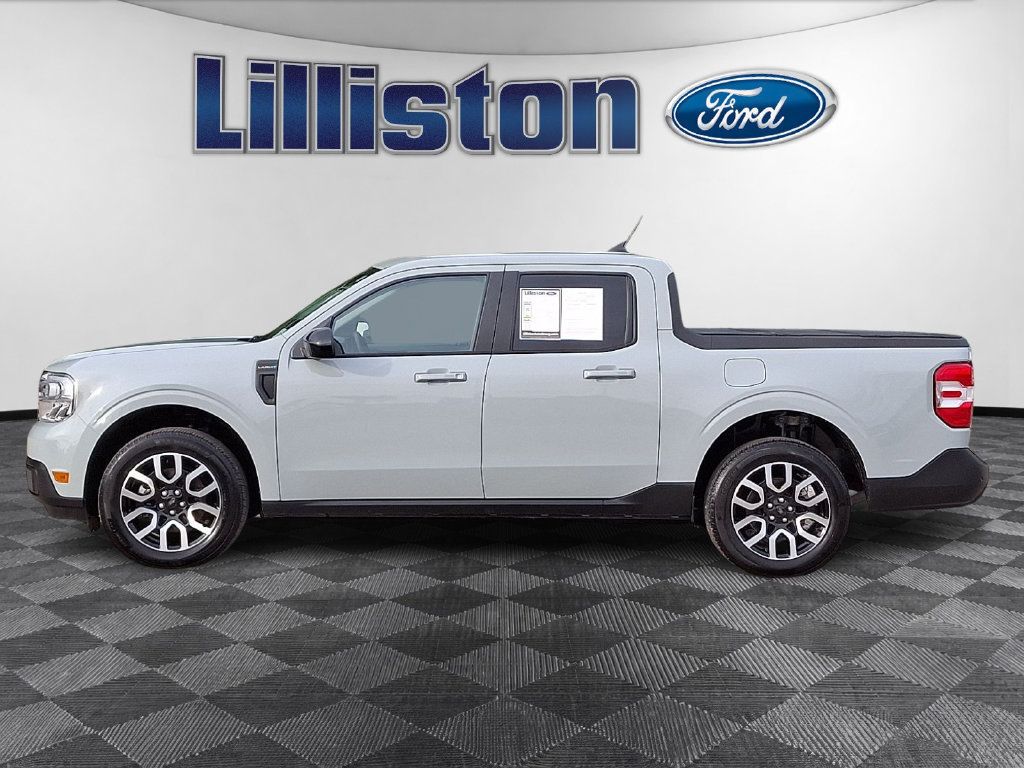 Used 2024 Ford Maverick Lariat w/ 4K Tow Package AWD/4WD image 8