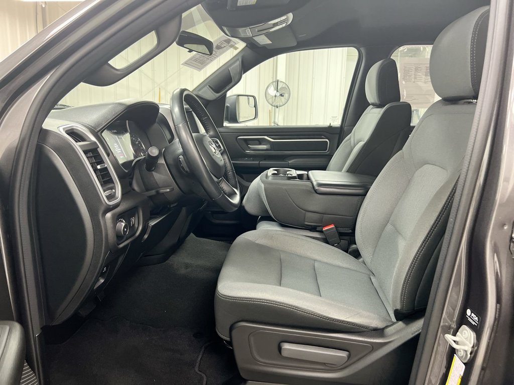 Used 2023 RAM 1500 Big Horn AWD/4WD image 19