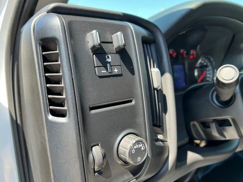 Used 2019 Chevrolet Silverado 2500 W/T w/ WT Convenience Package RWD image 22
