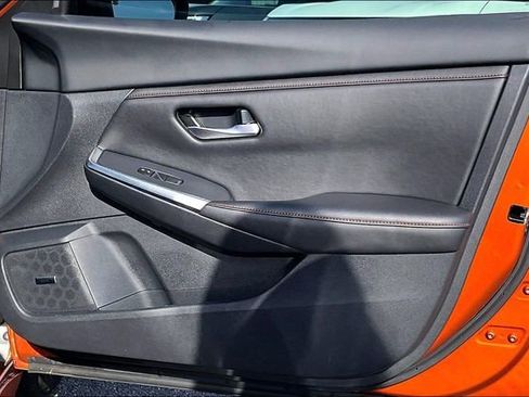 Used 2025 Nissan Sentra SR w/ SR Premium Package FWD image 26