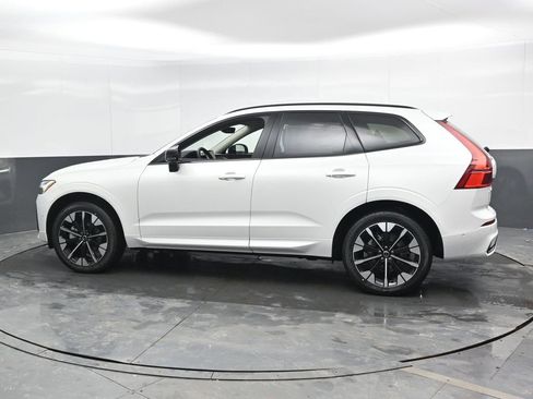 New 2026 Volvo XC60 B5 Plus w/ Climate Package image 7