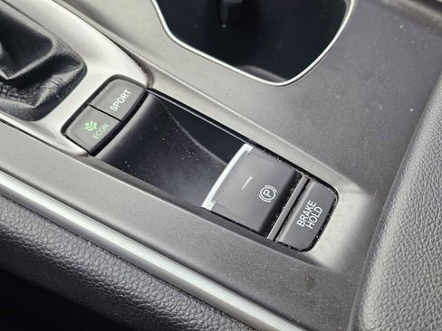 Used 2019 Honda Accord Sport image 36
