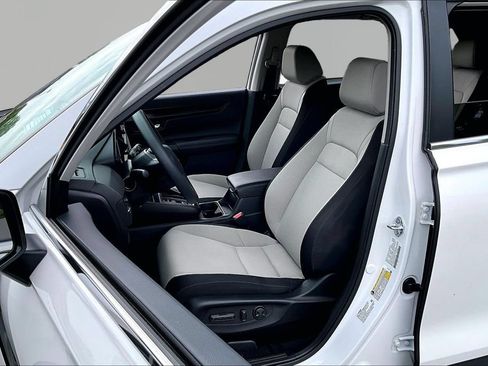 Certified 2025 Honda CR-V EX image 15