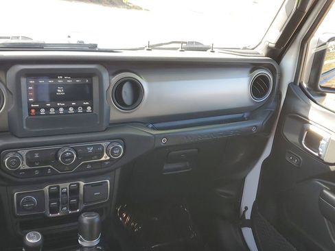 Used 2021 Jeep Wrangler Unlimited Sport image 20