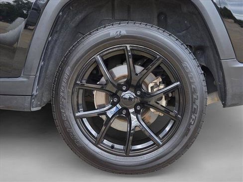 Used 2021 Jeep Grand Cherokee L Limited RWD image 26