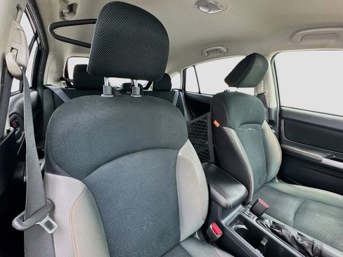 Used 2016 Subaru Crosstrek 2.0i Premium image 17