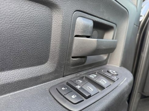 Used 2015 RAM 2500 Tradesman w/ Chrome Appearance Group image 22