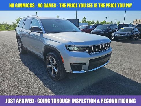 Used 2022 Jeep Grand Cherokee L Limited AWD/4WD image 1