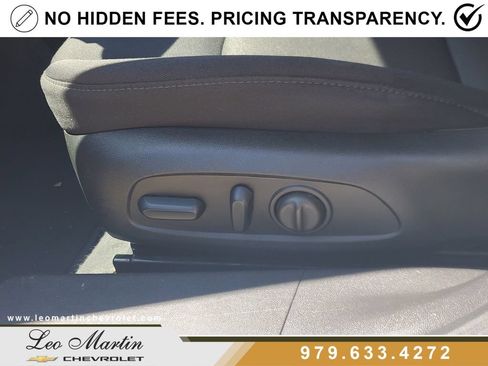 Used 2024 Chevrolet Malibu LT FWD image 14