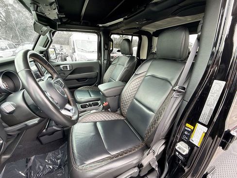 Used 2021 Jeep Gladiator Overland image 23