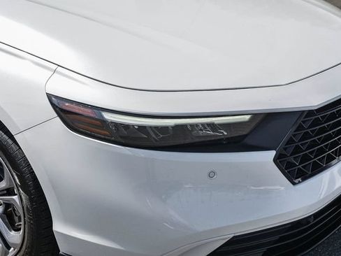 Used 2024 Honda Accord EX-L image 11