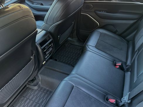 New 2023 Jeep Grand Cherokee Trailhawk w/ Advanced Protech Group II image 11