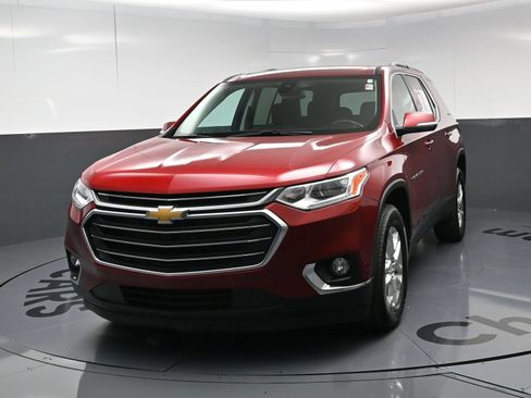 Used 2021 Chevrolet Traverse LT FWD image 11