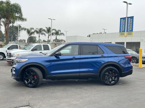 Used 2022 Ford Explorer ST w/ Equipment Group 401A image 2