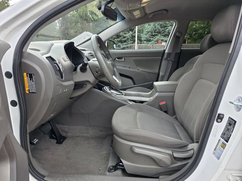 Used 2011 Kia Sportage LX FWD image 15
