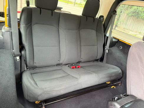 Used 2021 Jeep Wrangler Sport AWD/4WD image 11