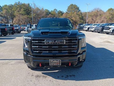 New 2026 GMC Sierra 2500 AT4 w/ AT4 Premium Plus Package AWD/4WD image 6